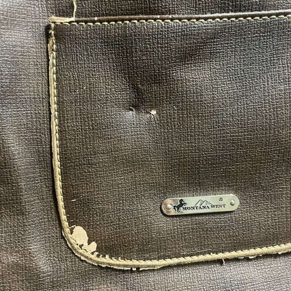 Montana West Shoulder Bag - Picture 2 of 5